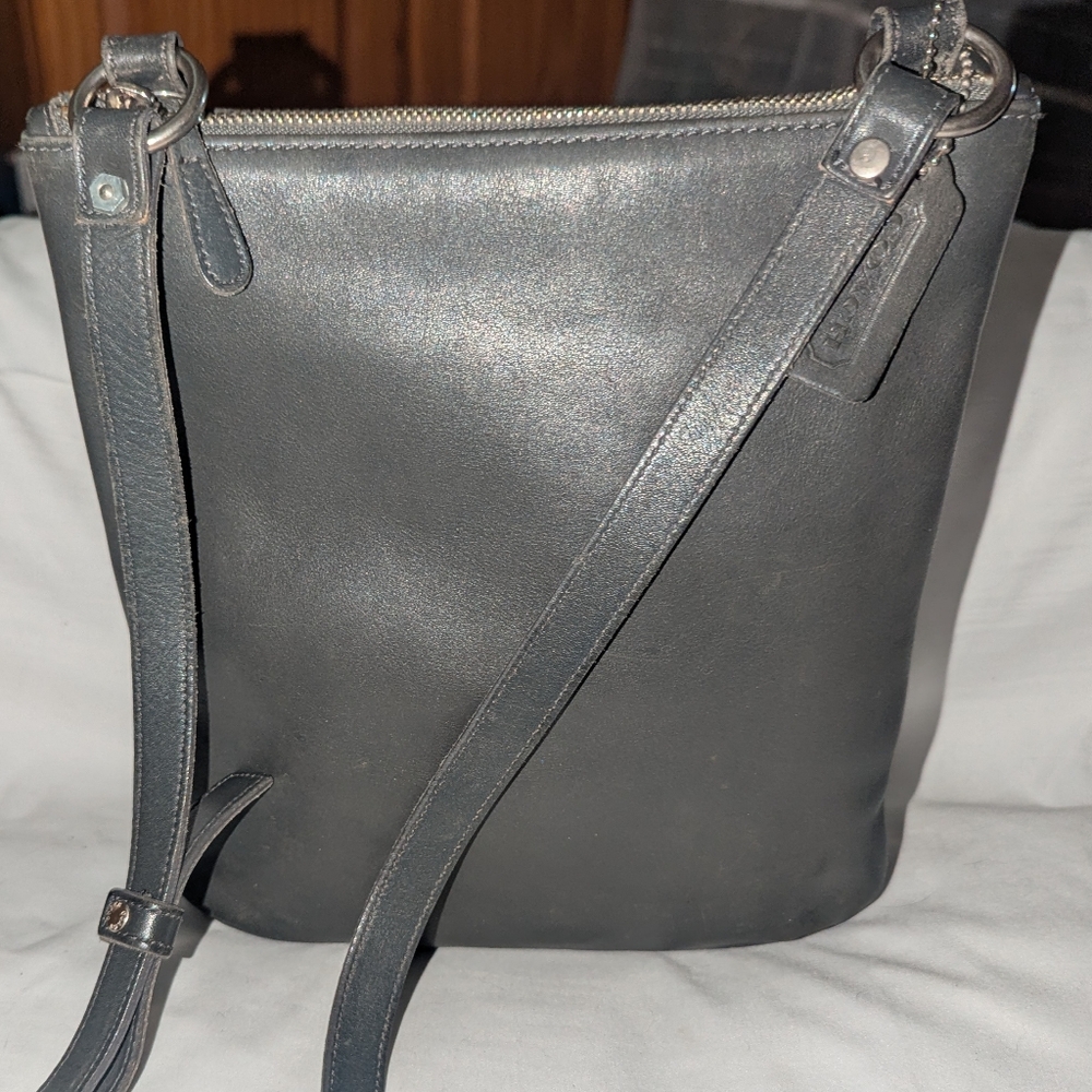 Coach Vintage Chelsea Slim Saddle Crossbody Leather  Bag. 9457